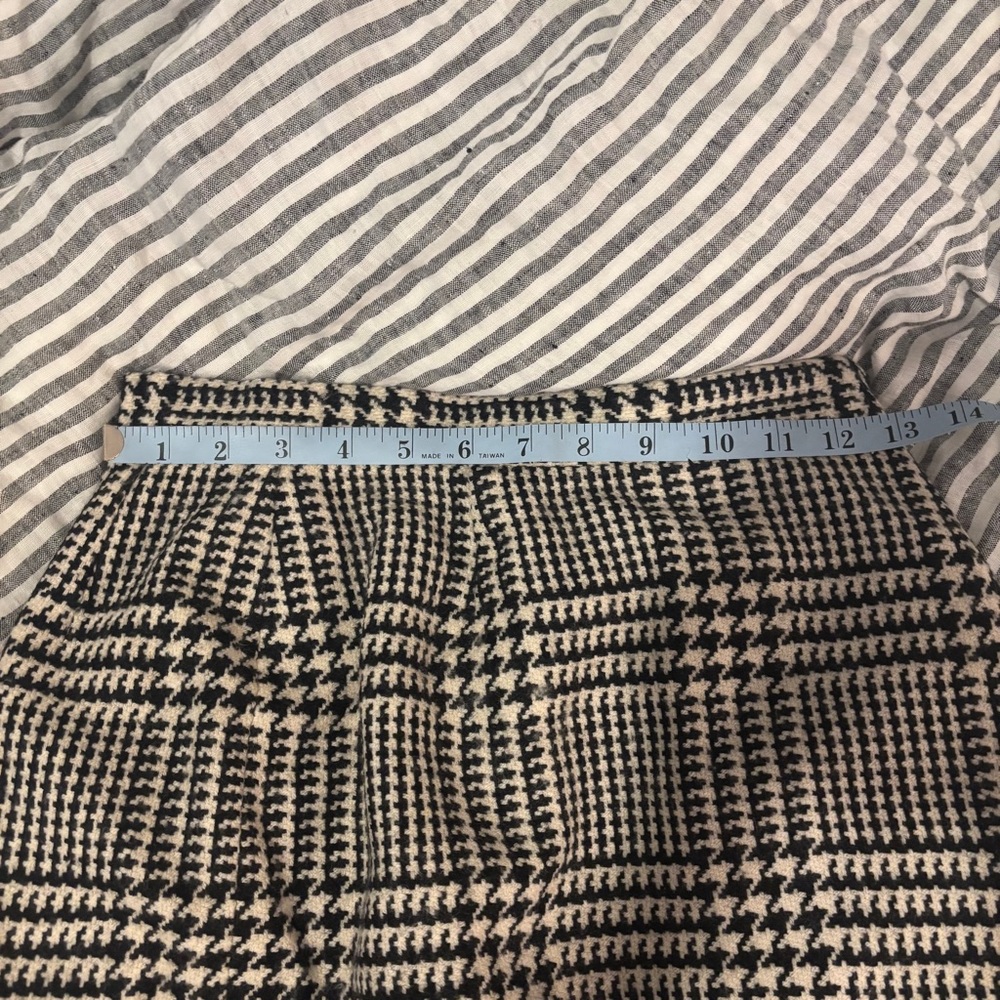 Banana republic wool cashmere pencil skirt houndstooth black and cream high rise - Picture 4 of 14